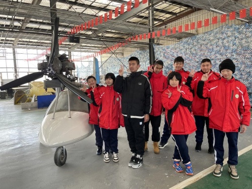 图为活动现场